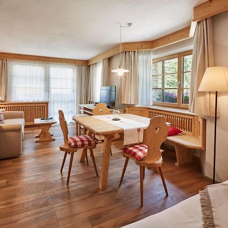Residence Villa Al Sole Corvara In Badia Εξωτερικό φωτογραφία